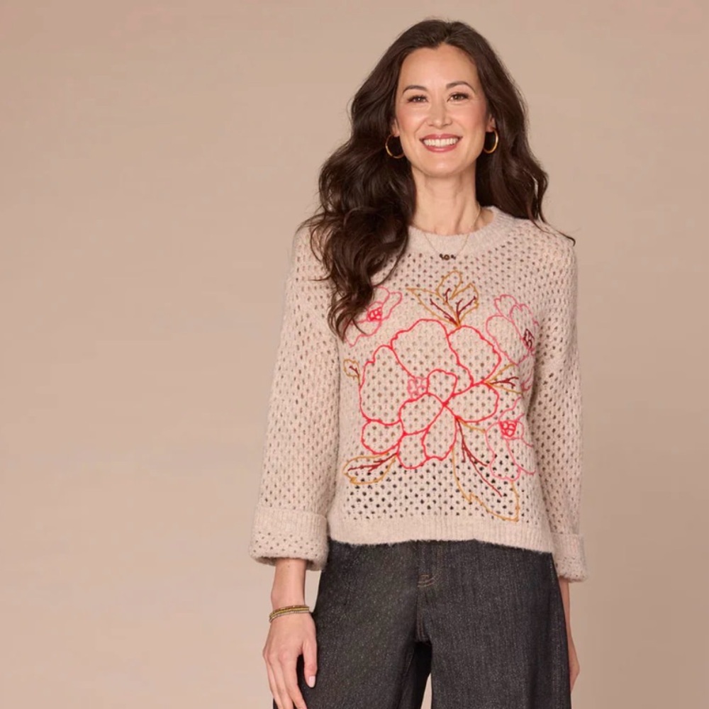 NWT DEMOCRACY Women’s Floral Embroidered Brown Sweater Size Small
